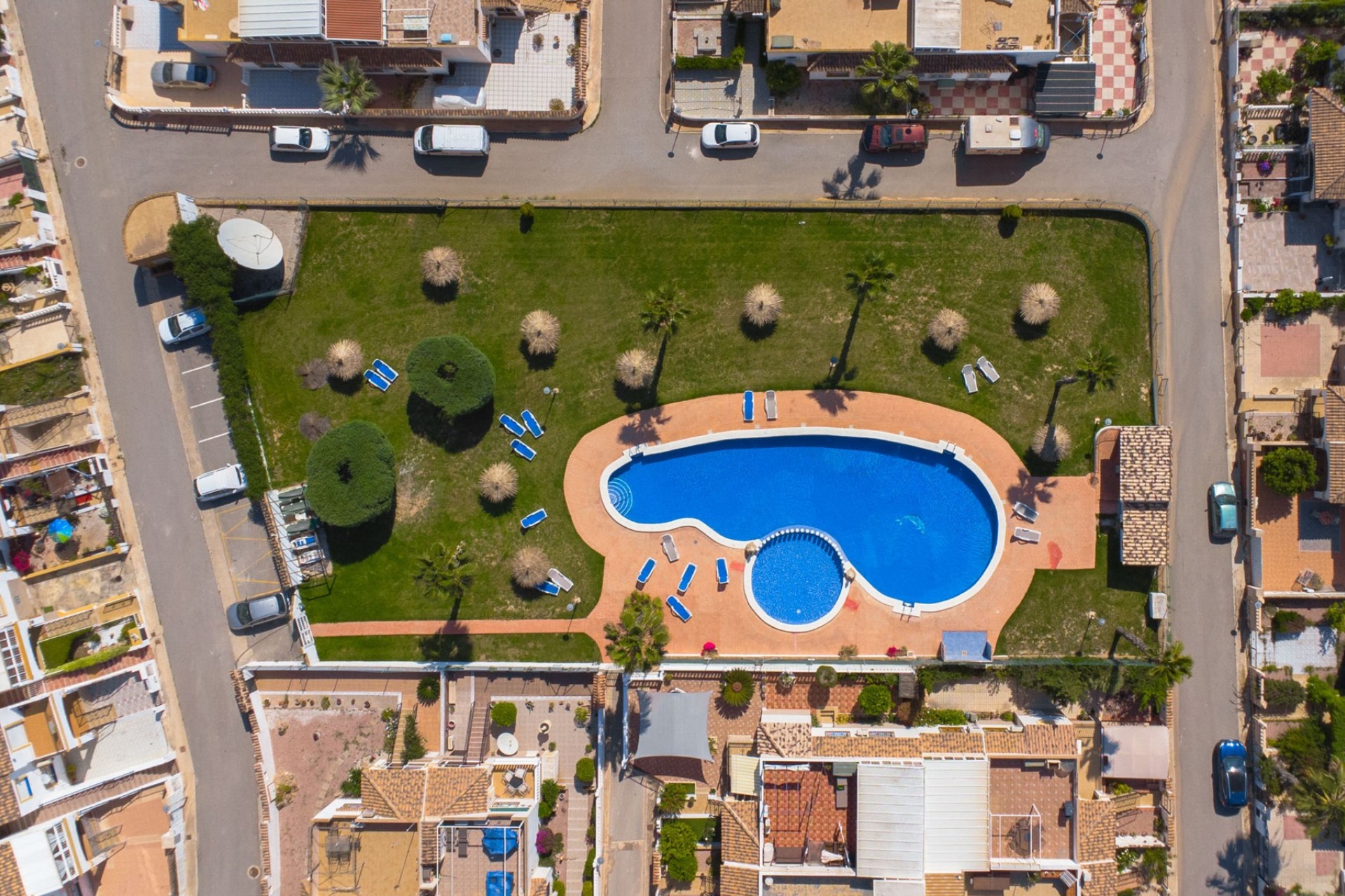 Herverkoop - Quadrant - La Marina - Urb. La Marina