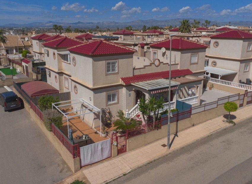 Herverkoop - Quadrant - La Marina - Urb. La Marina