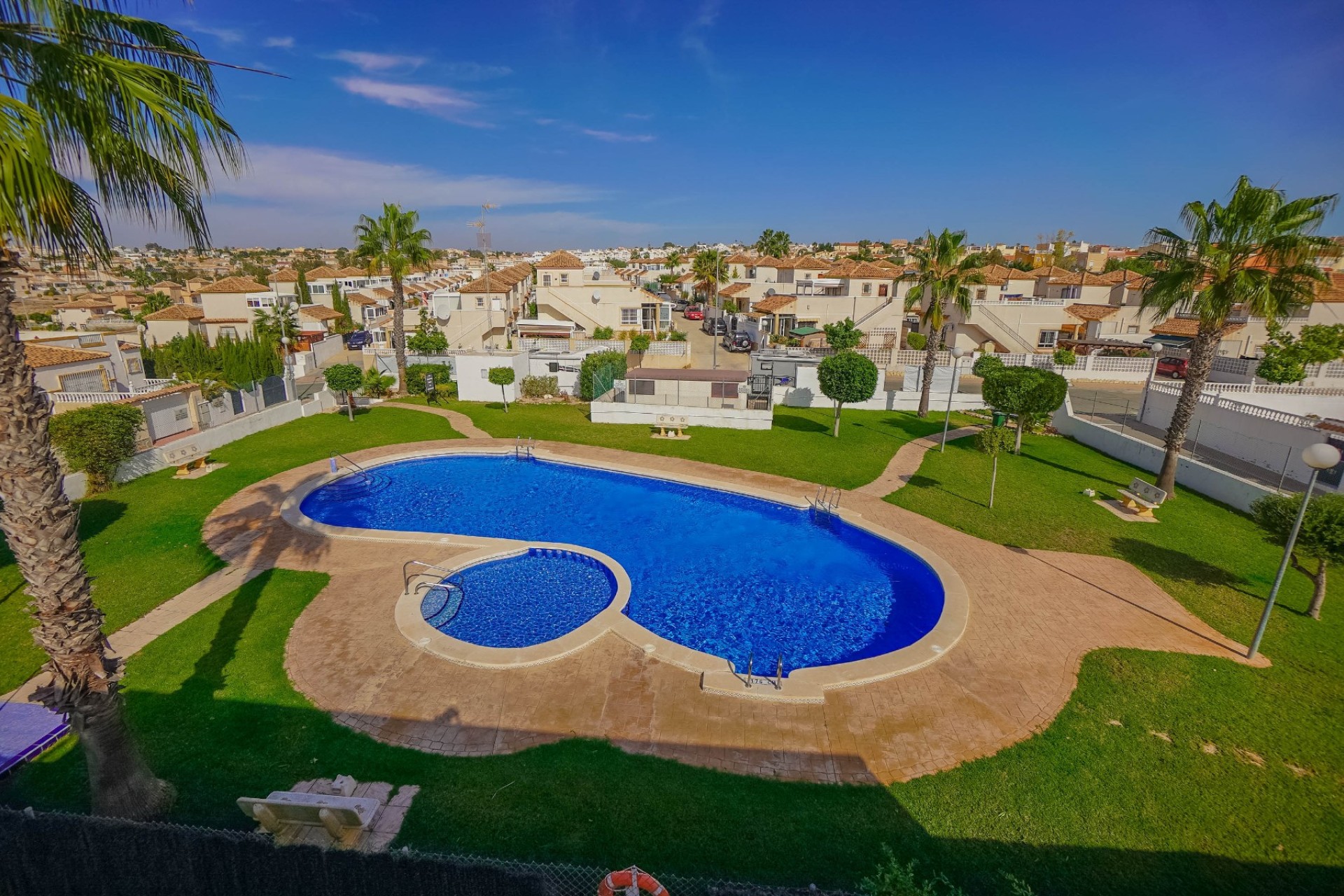 Herverkoop - Quadrant - La Marina - Urb. La Marina