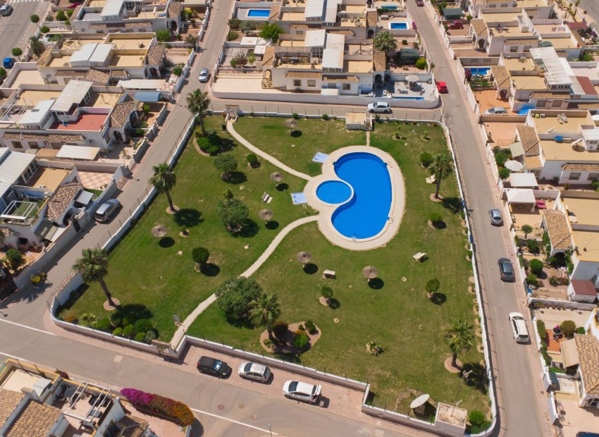 Herverkoop - Quadrant - La Marina - Urb. La Marina