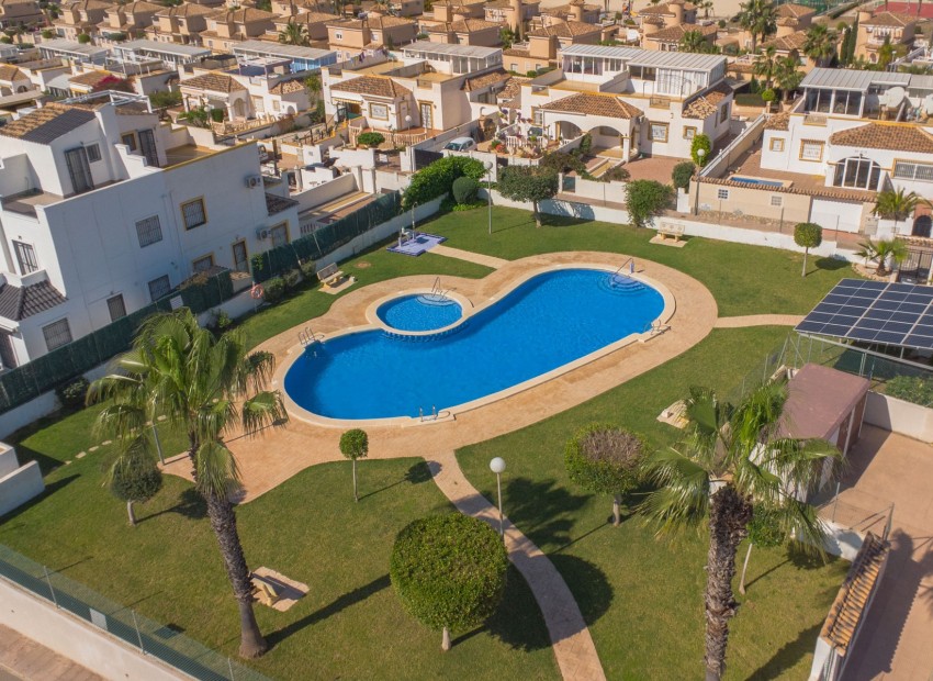 Herverkoop - Quadrant - La Marina - Urb. La Marina