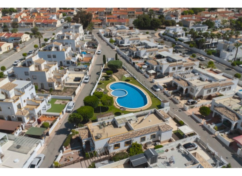 Herverkoop - Quadrant - La Marina - Urb. La Marina