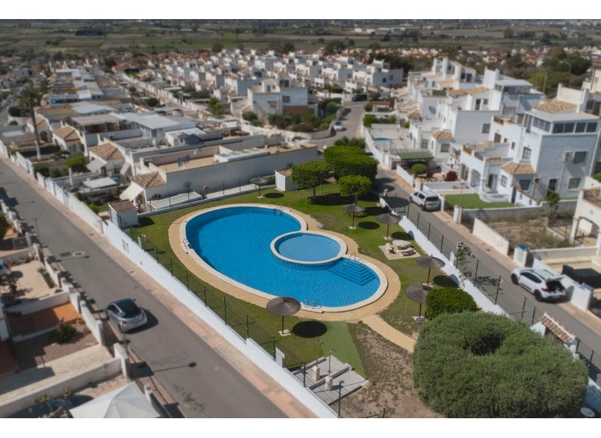 Herverkoop - Quadrant - La Marina - Urb. La Marina