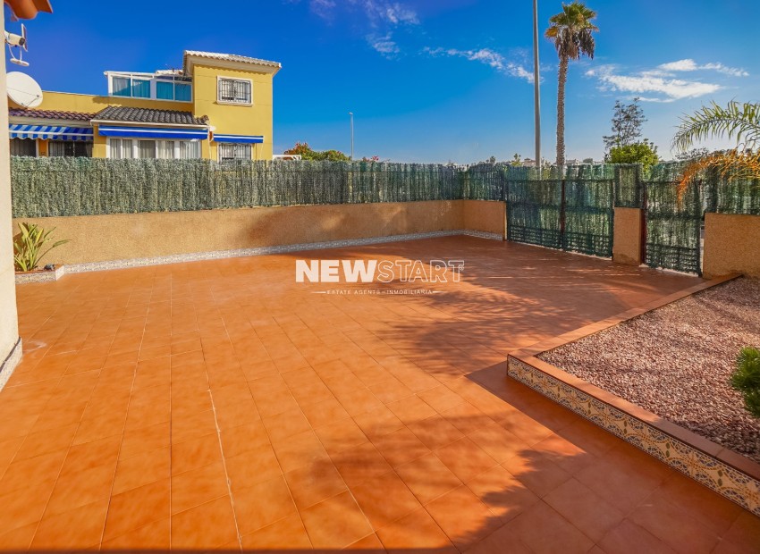 Herverkoop - Quadwoning - La Marina - Urb. La Marina