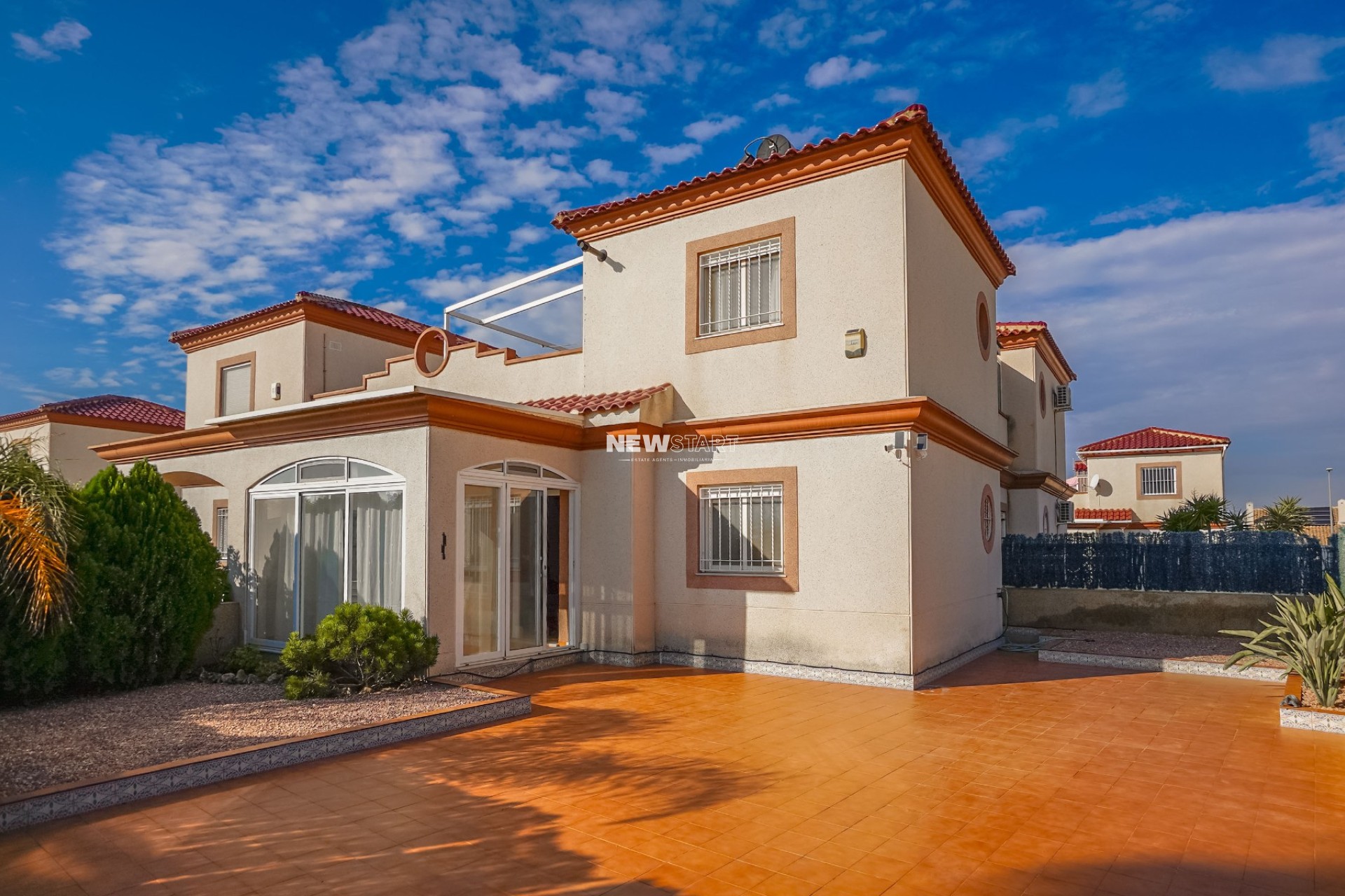 Herverkoop - Quadwoning - La Marina - Urb. La Marina