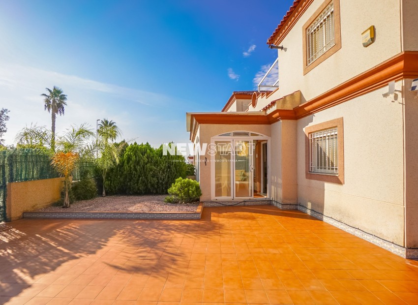 Herverkoop - Quadwoning - La Marina - Urb. La Marina