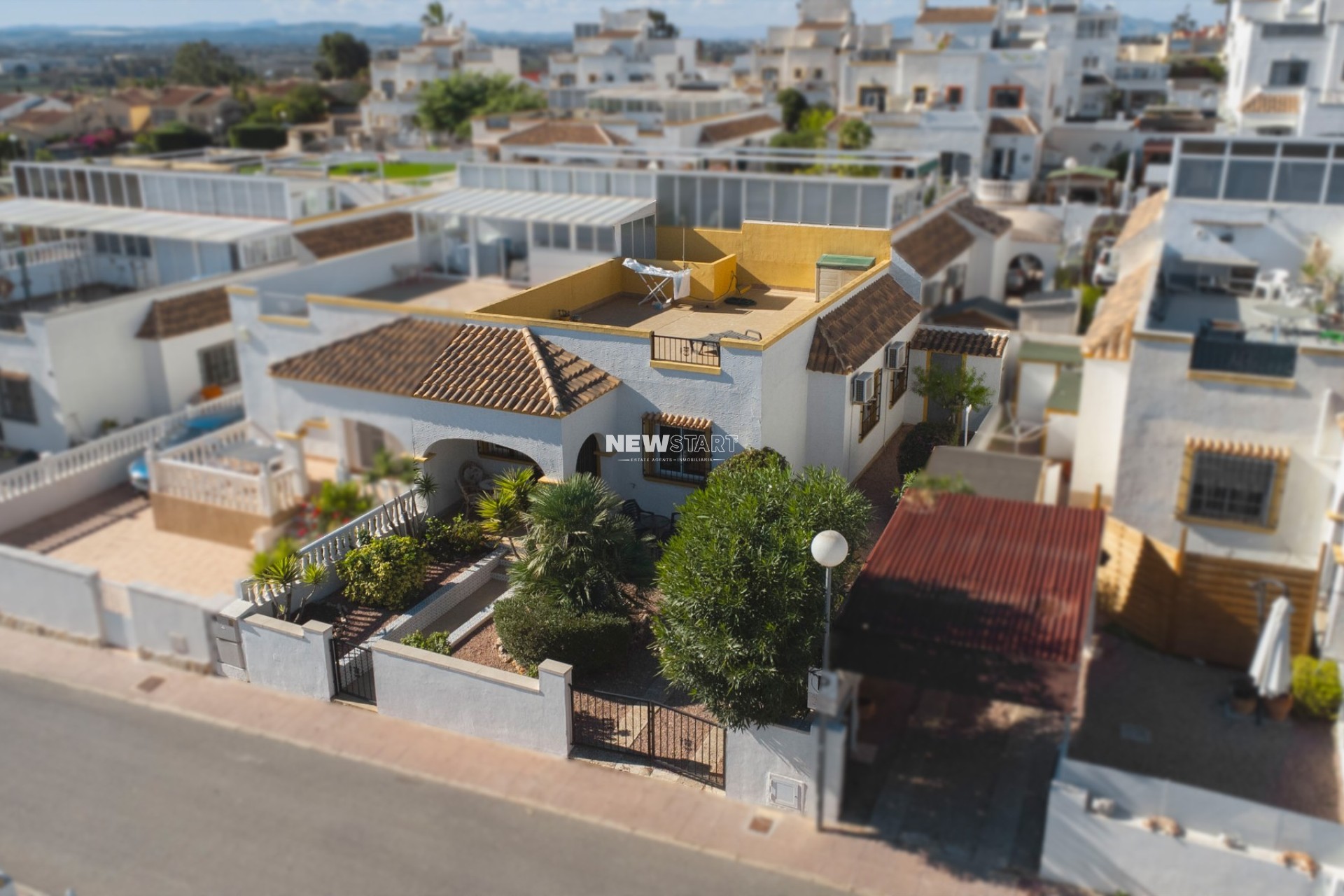 Herverkoop - Quadwoning - La Marina - Urb. La Marina