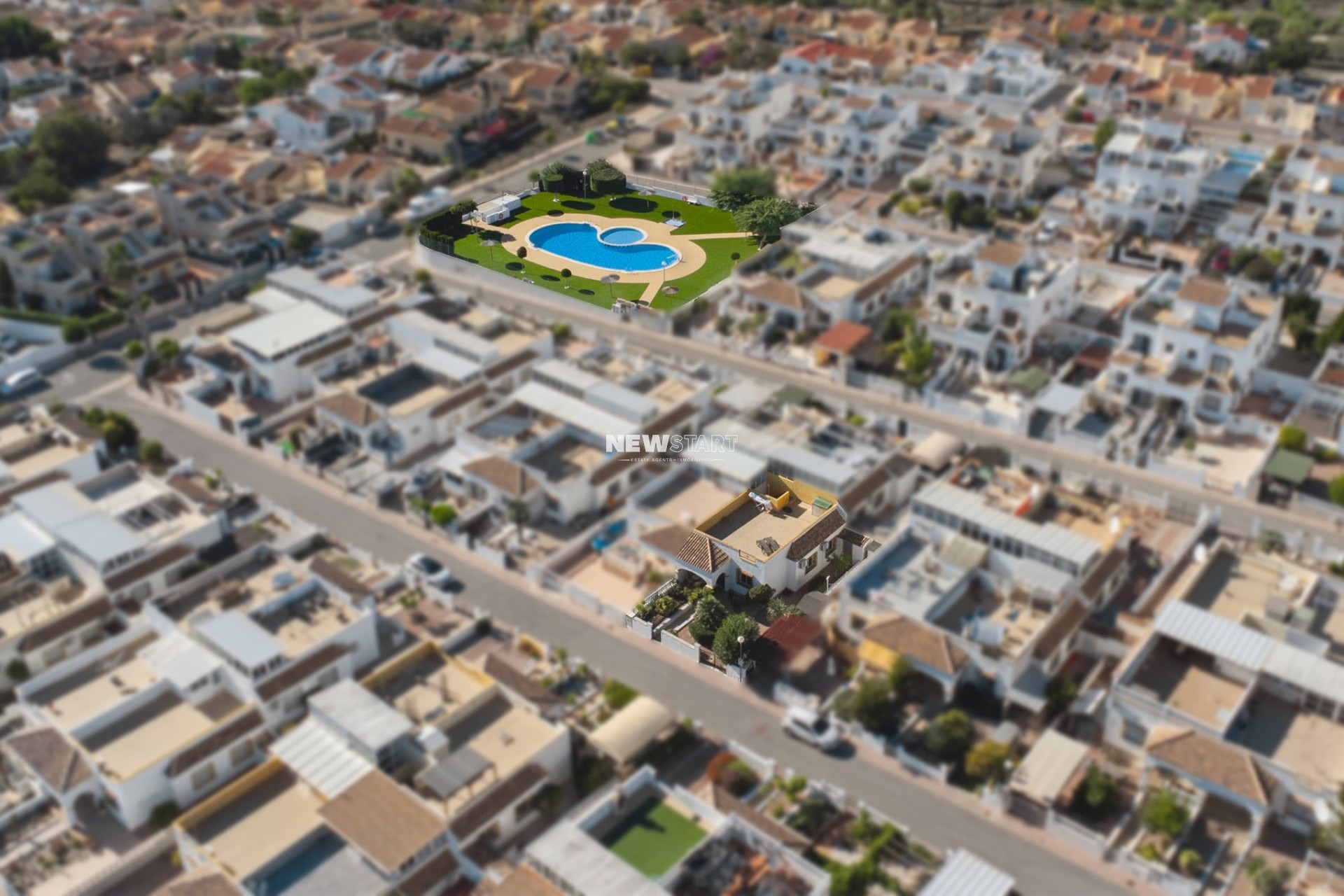 Herverkoop - Quadwoning - La Marina - Urb. La Marina