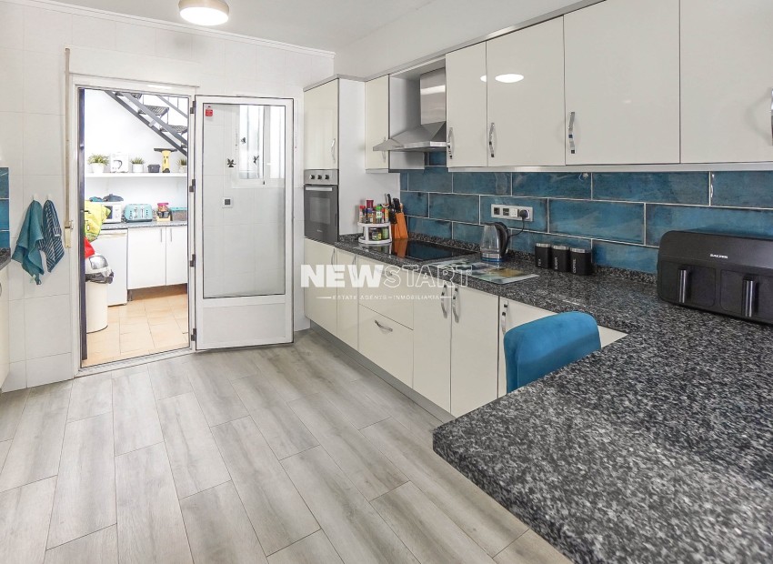 Herverkoop - Quadwoning - La Marina - Urb. La Marina