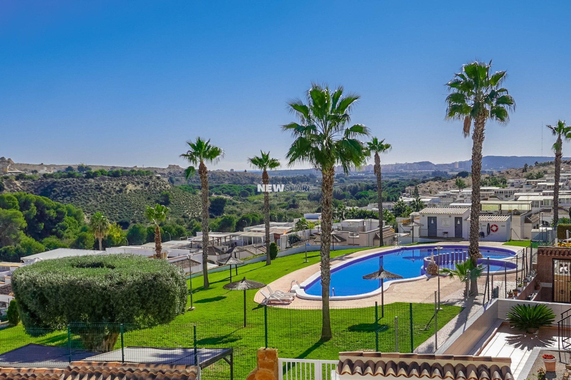 Herverkoop - Quadwoning - La Marina - Urb. La Marina