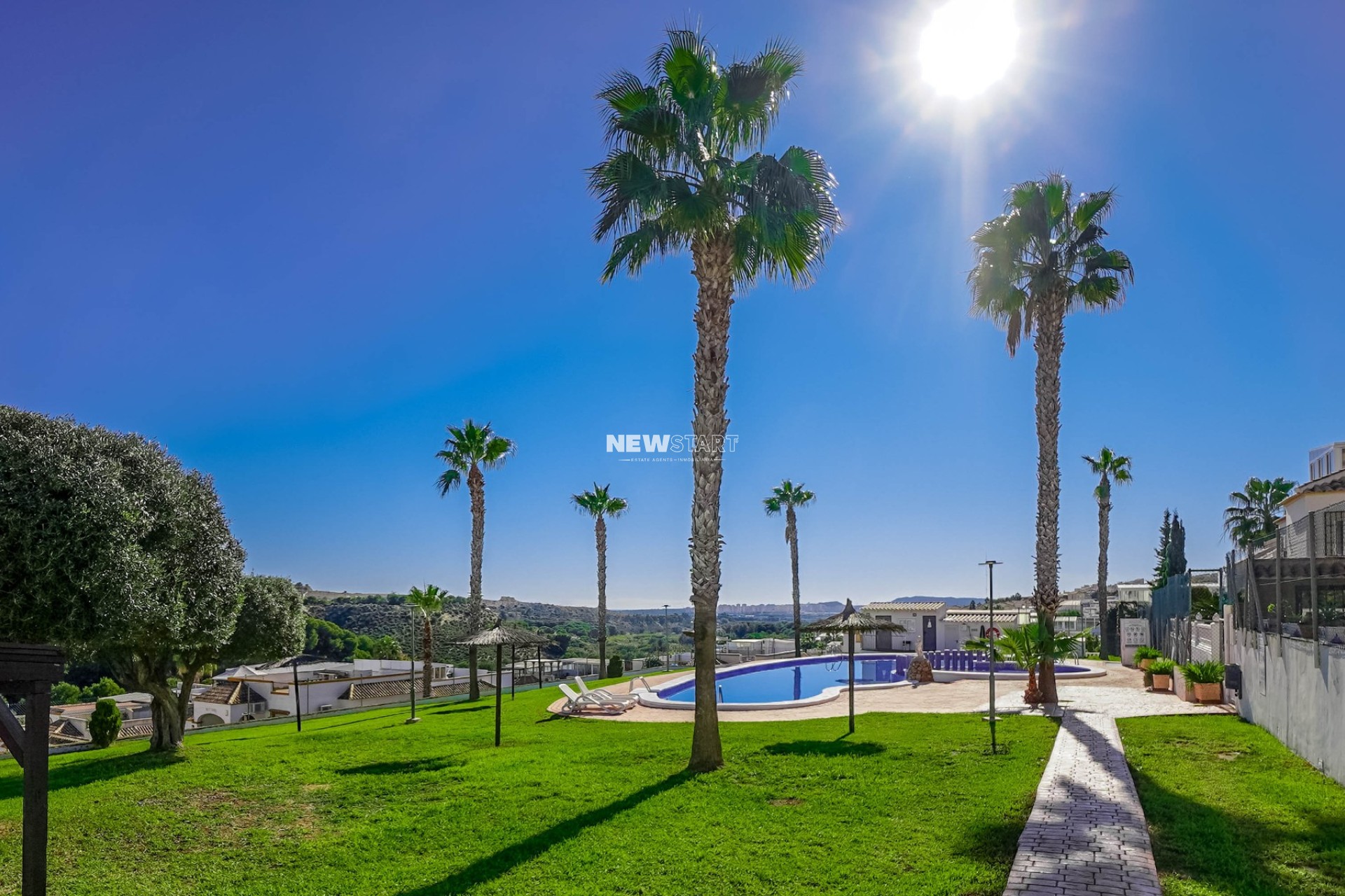 Herverkoop - Quadwoning - La Marina - Urb. La Marina