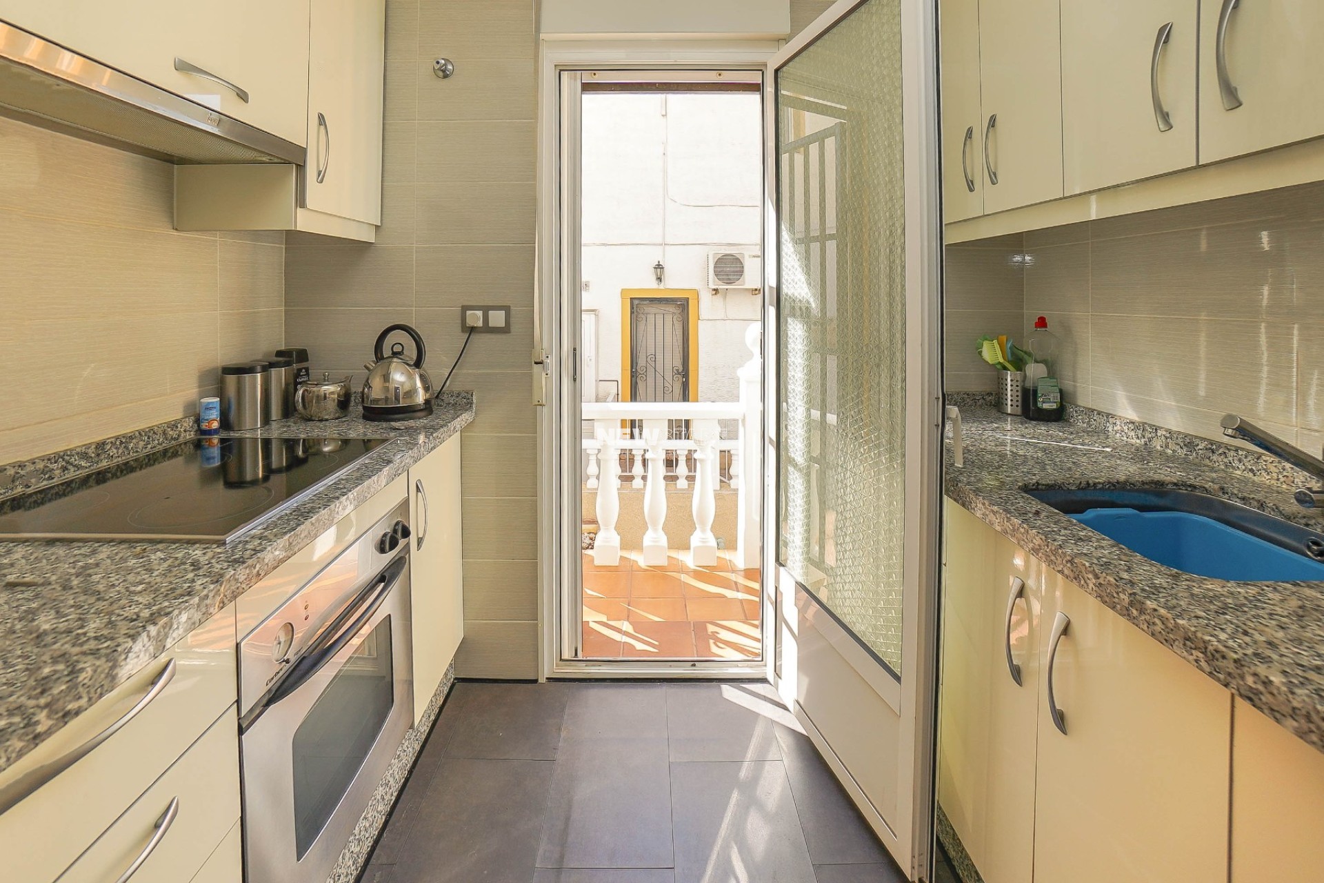 Herverkoop - Quadwoning - La Marina - Urb. La Marina