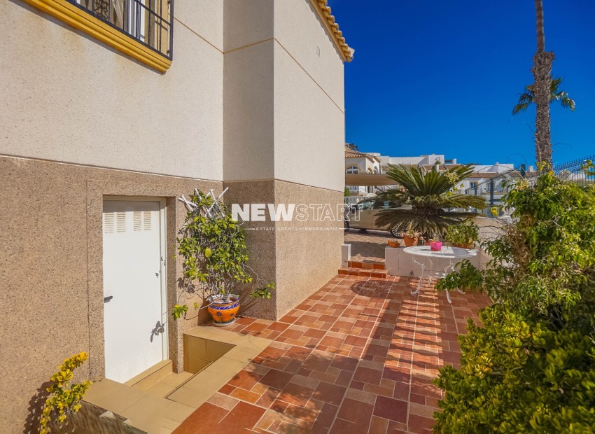 Herverkoop - Quadwoning - La Marina - Urb. La Marina