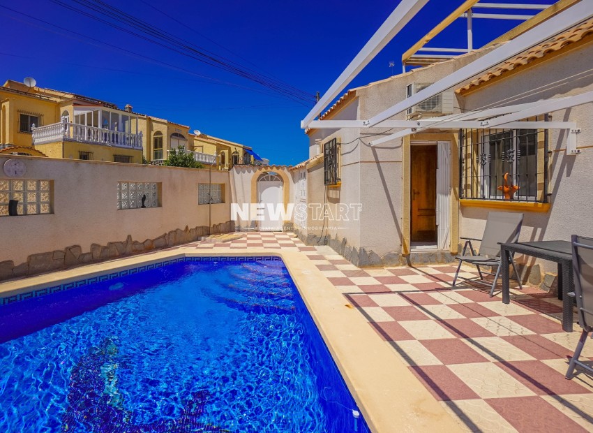 Herverkoop - Quadwoning - La Marina - Urb. La Marina