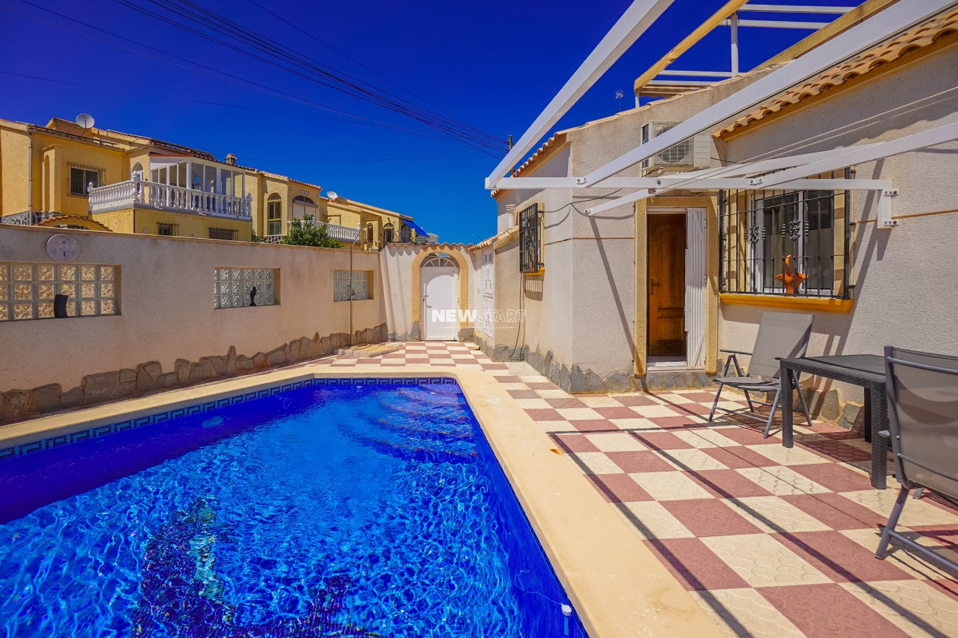 Herverkoop - Quadwoning - La Marina - Urb. La Marina