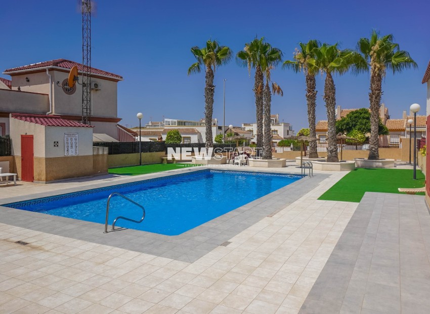 Herverkoop - Quadwoning - La Marina - Urb. La Marina