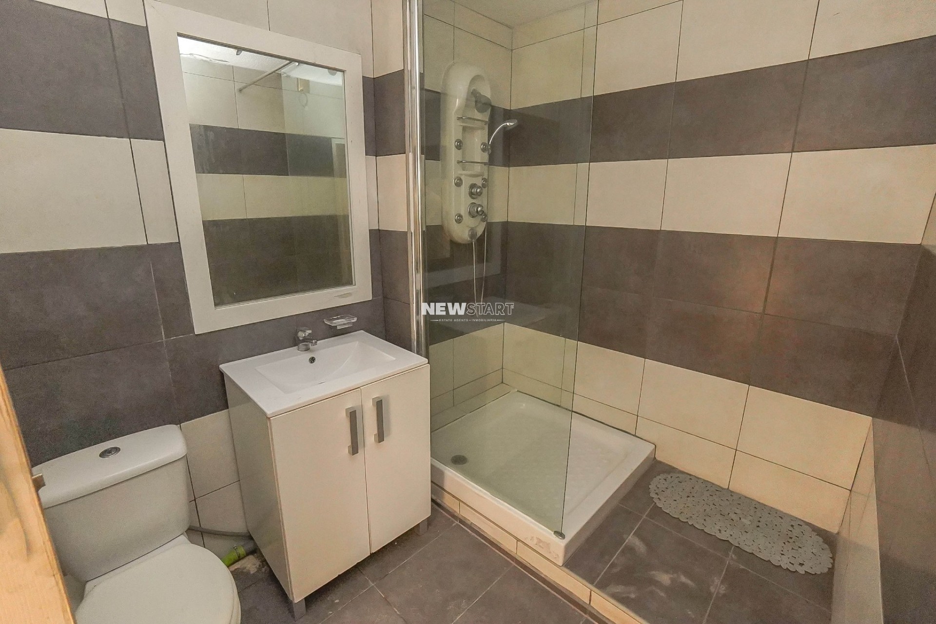 Herverkoop - Quadwoning - La Marina - Urb. La Marina