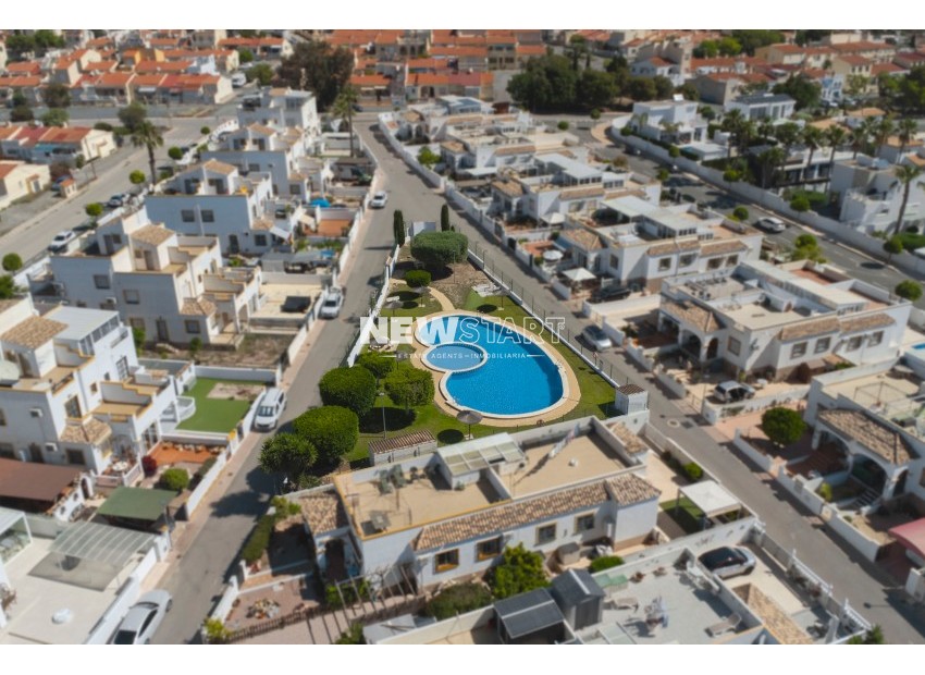 Herverkoop - Quadwoning - La Marina - Urb. La Marina