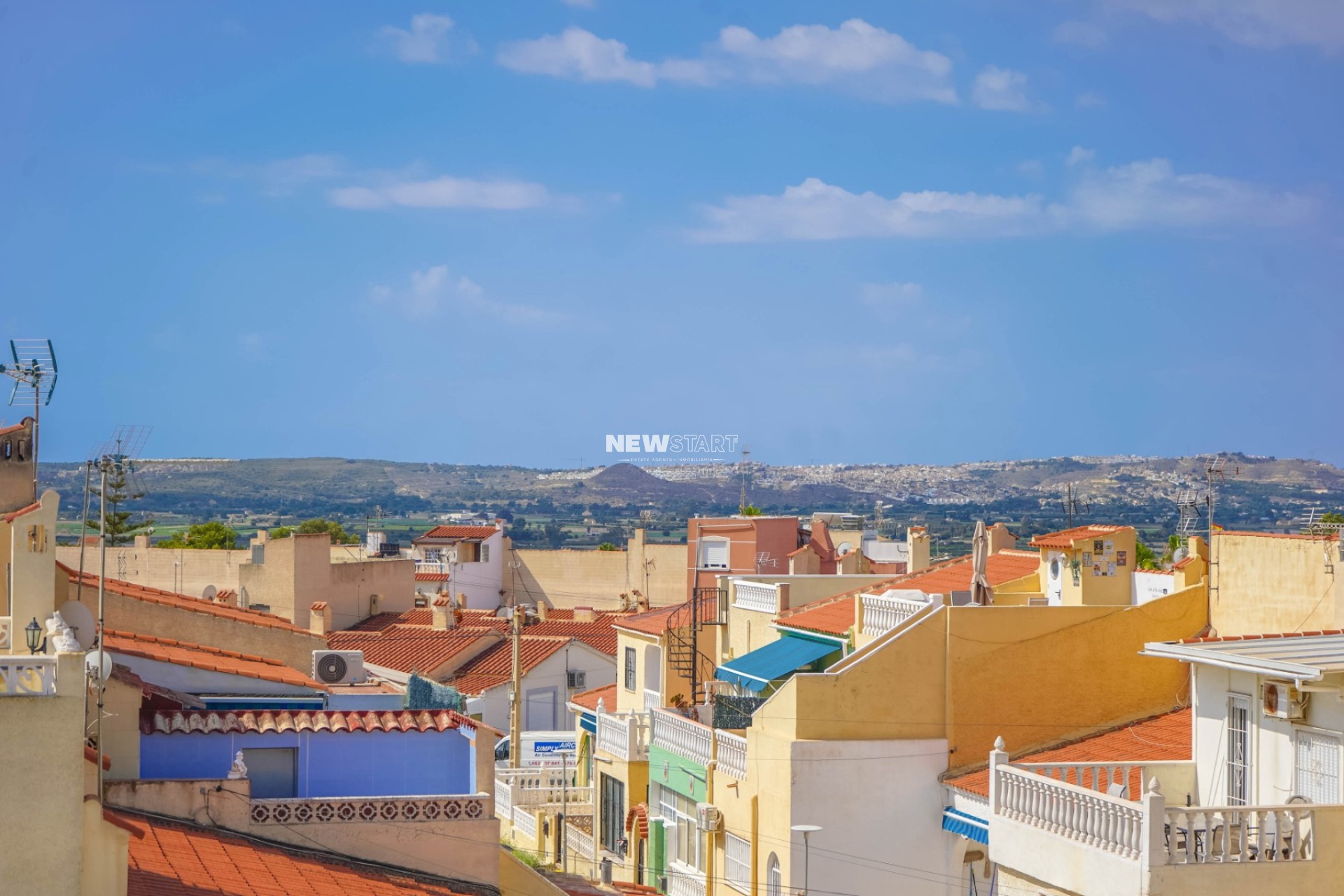 Herverkoop - Rijtjeshuis - La Marina - Urb. La Marina
