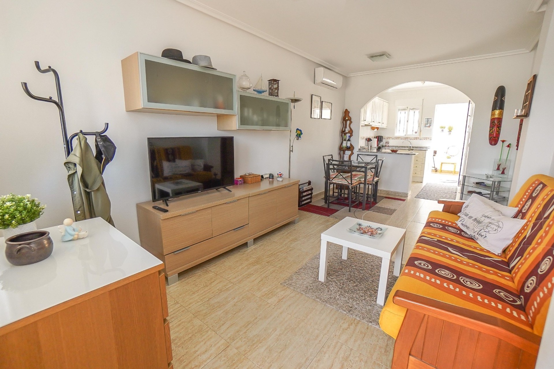 Herverkoop - Rijtjeswoning - Daya Nueva