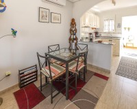 Herverkoop - Rijtjeswoning - Daya Nueva