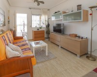 Herverkoop - Rijtjeswoning - Daya Nueva