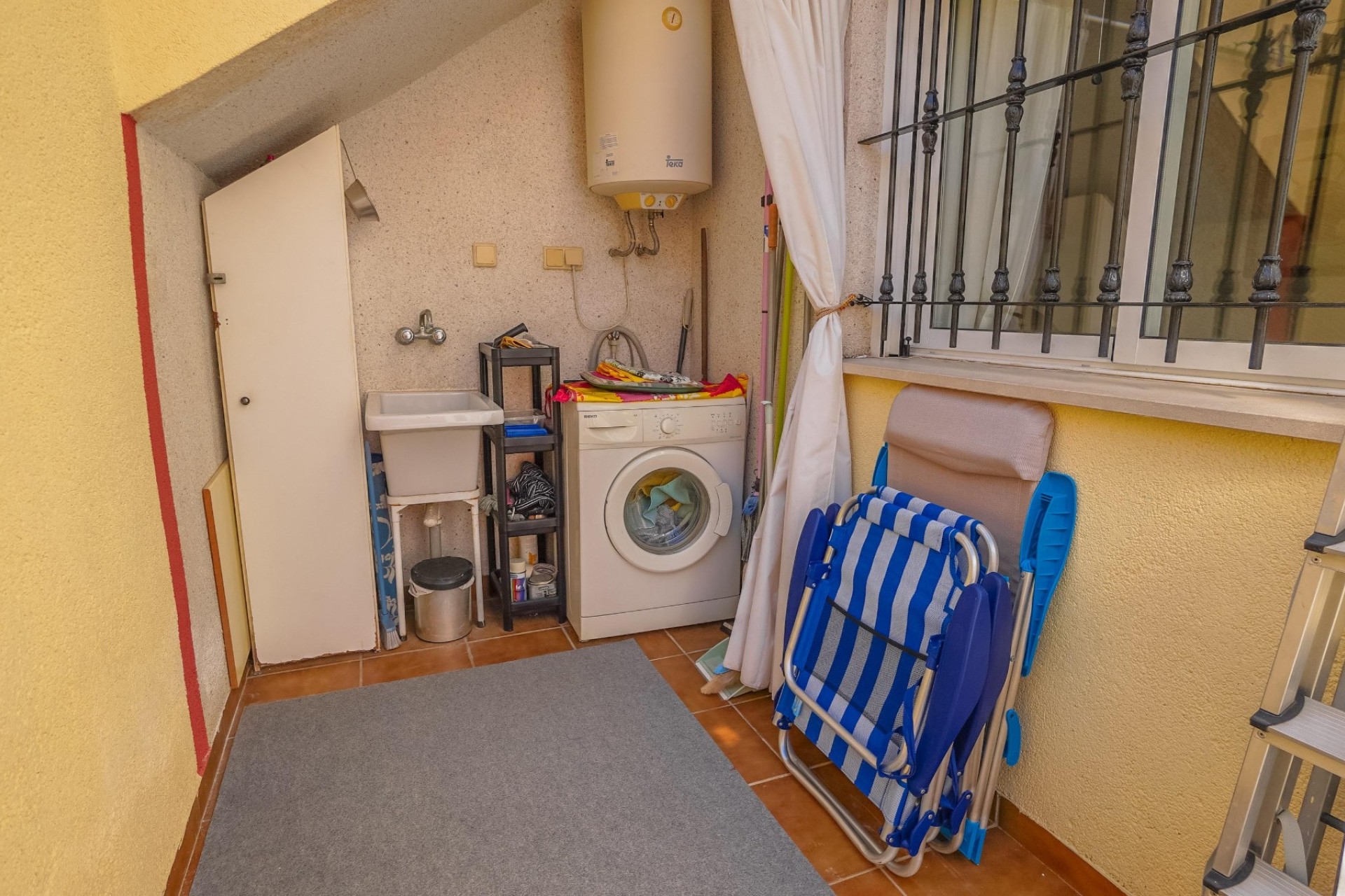 Herverkoop - Rijtjeswoning - Daya Nueva