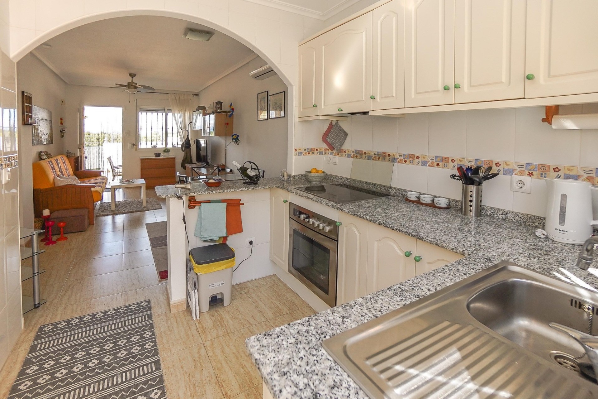 Herverkoop - Rijtjeswoning - Daya Nueva