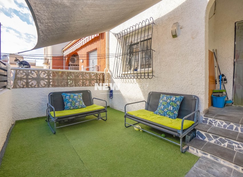 Herverkoop - Rijtjeswoning - La Marina - Urb. La Marina