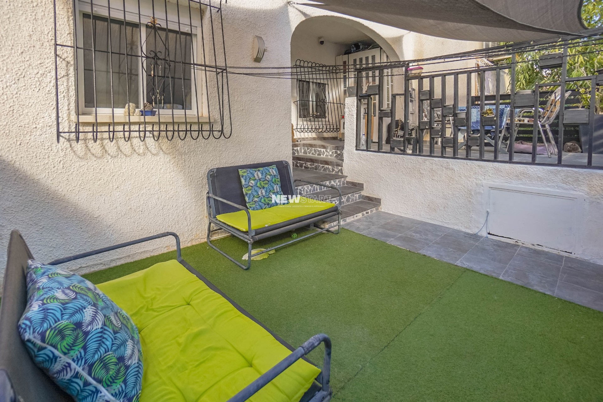 Herverkoop - Rijtjeswoning - La Marina - Urb. La Marina