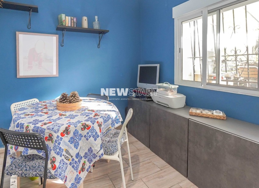 Herverkoop - Rijtjeswoning - La Marina - Urb. La Marina