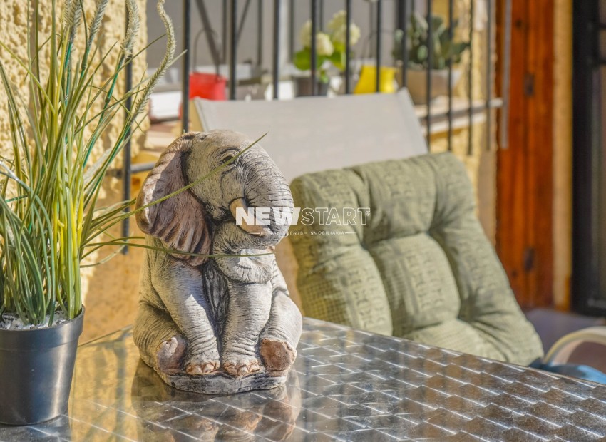 Herverkoop - Rijtjeswoning - La Marina - Urb. La Marina