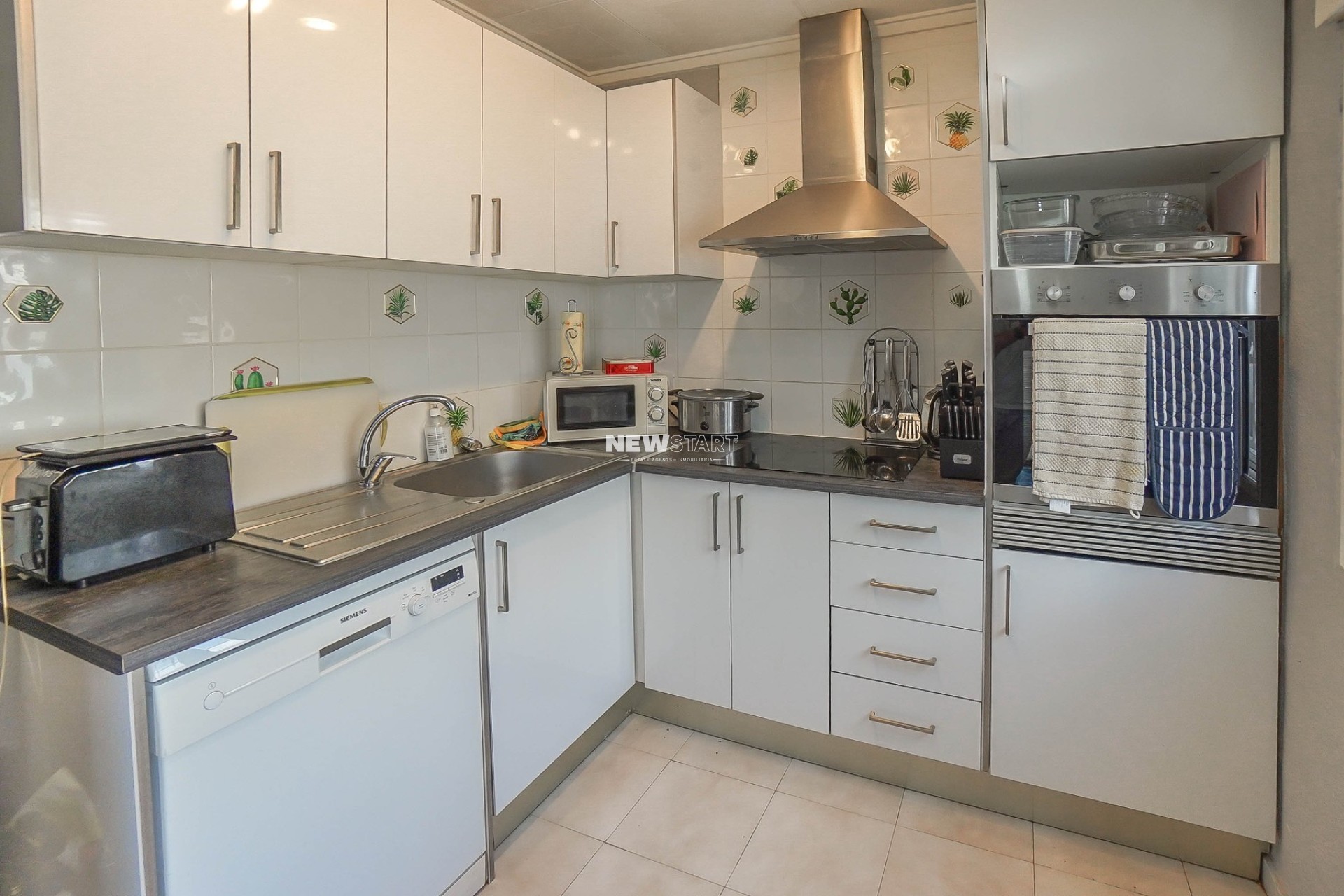 Herverkoop - Rijtjeswoning - La Marina - Urb. La Marina