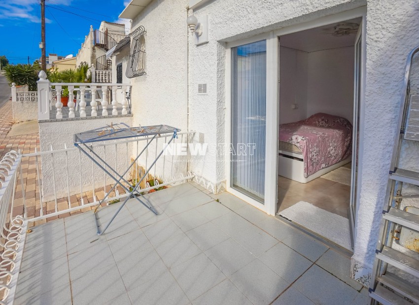 Herverkoop - Rijtjeswoning - La Marina - Urb. La Marina