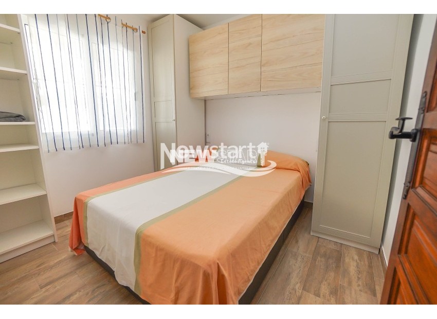 Herverkoop - Rijtjeswoning - La Marina - Urb. La Marina