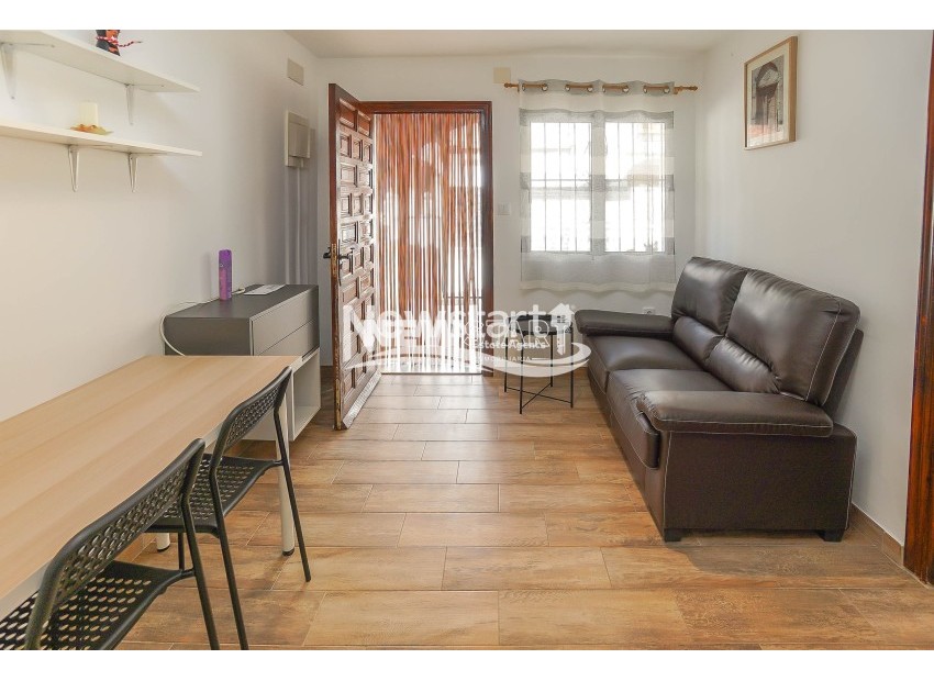 Herverkoop - Rijtjeswoning - La Marina - Urb. La Marina