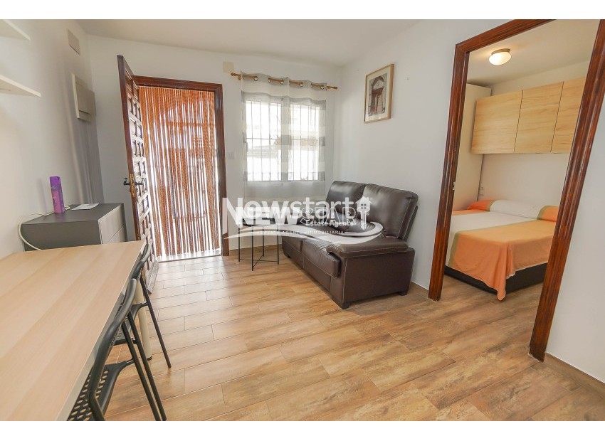 Herverkoop - Rijtjeswoning - La Marina - Urb. La Marina
