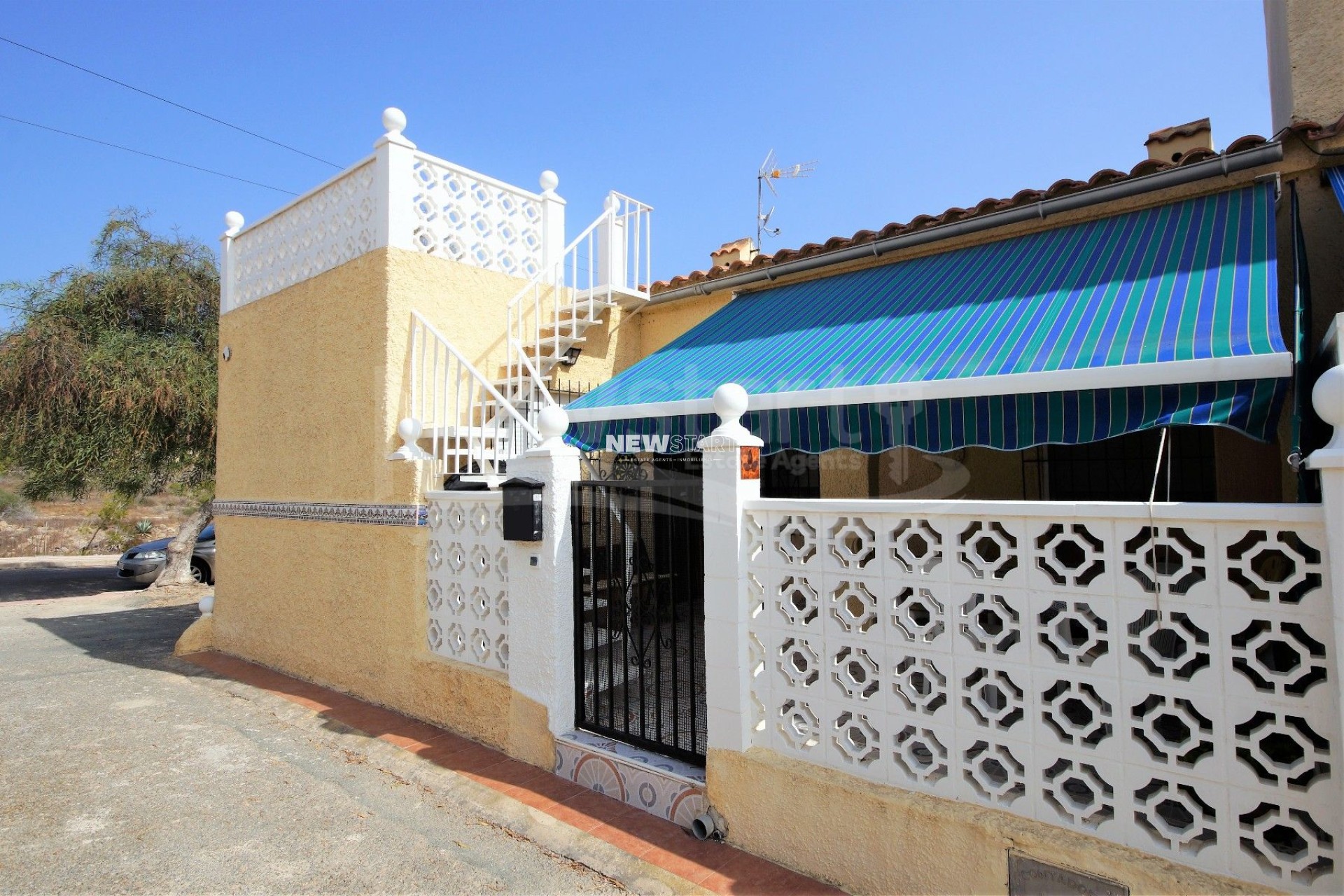 Herverkoop - Rijtjeswoning - La Marina - Urb. La Marina