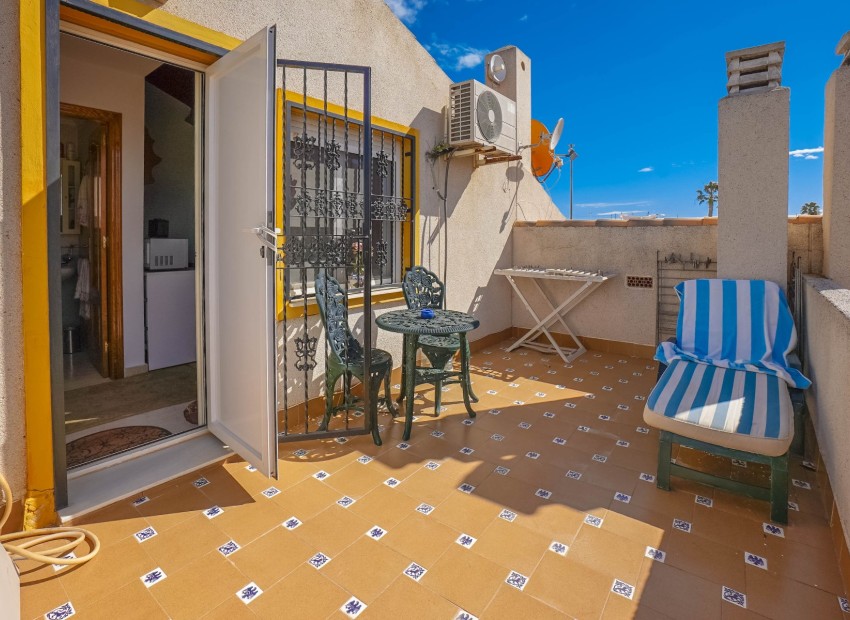 Herverkoop - Rijtjeswoning - La Marina - Urb. La Marina
