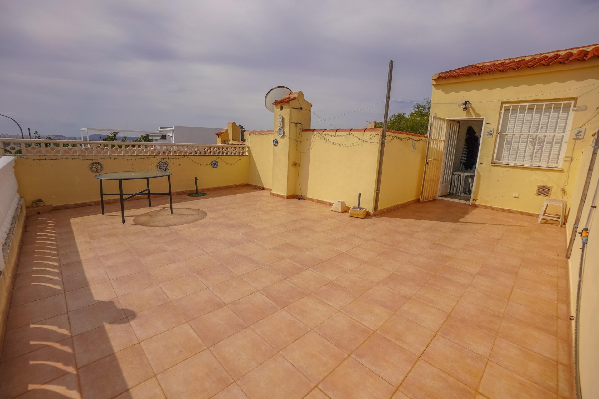 Herverkoop - Rijtjeswoning - La Marina - Urb. La Marina