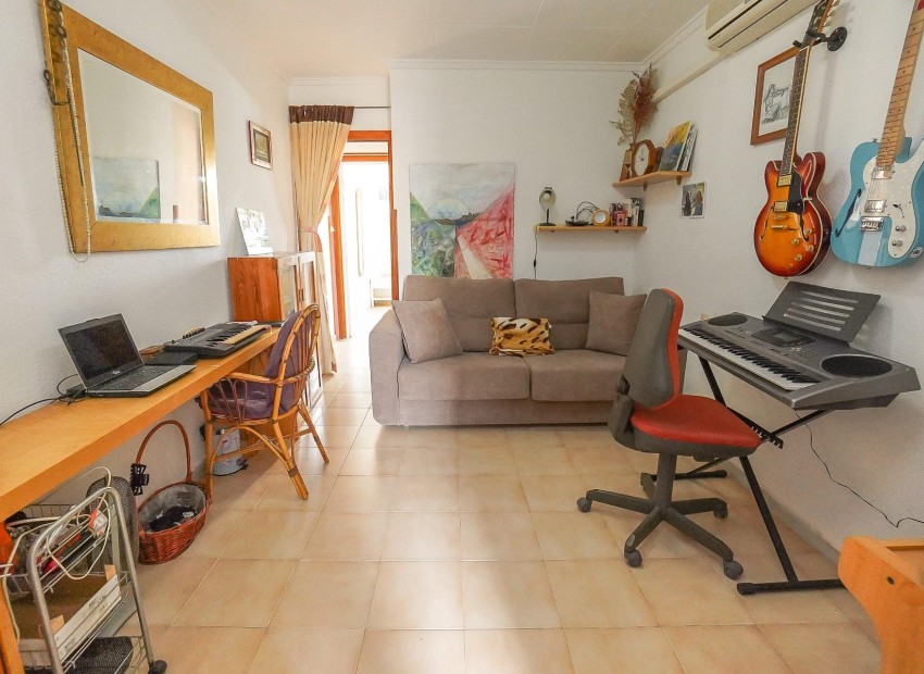 Herverkoop - Rijtjeswoning - La Marina - Urb. La Marina