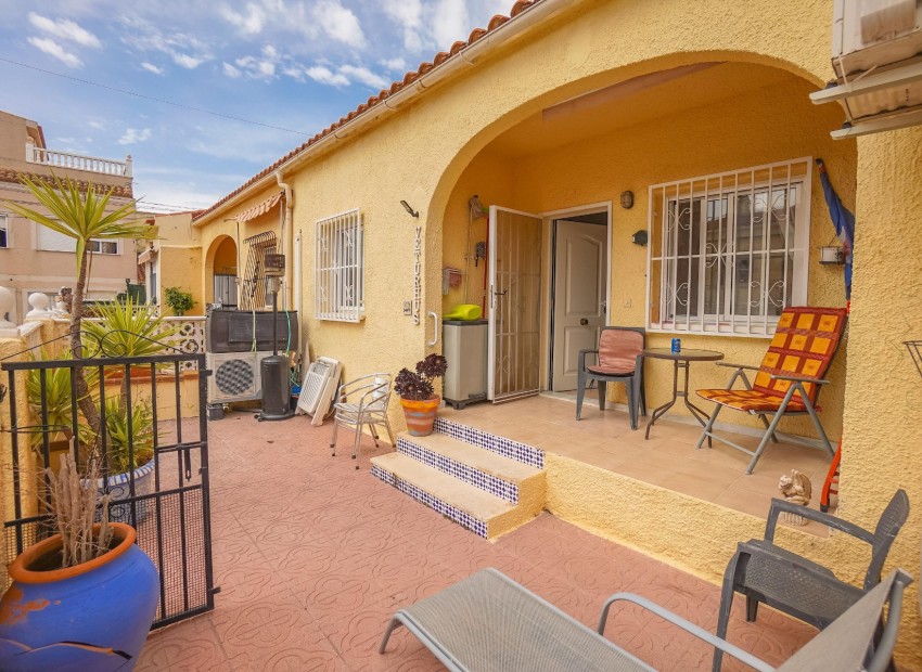 Herverkoop - Rijtjeswoning - La Marina - Urb. La Marina