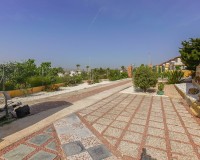 Herverkoop - Villa - La Marina - Urb. La Marina