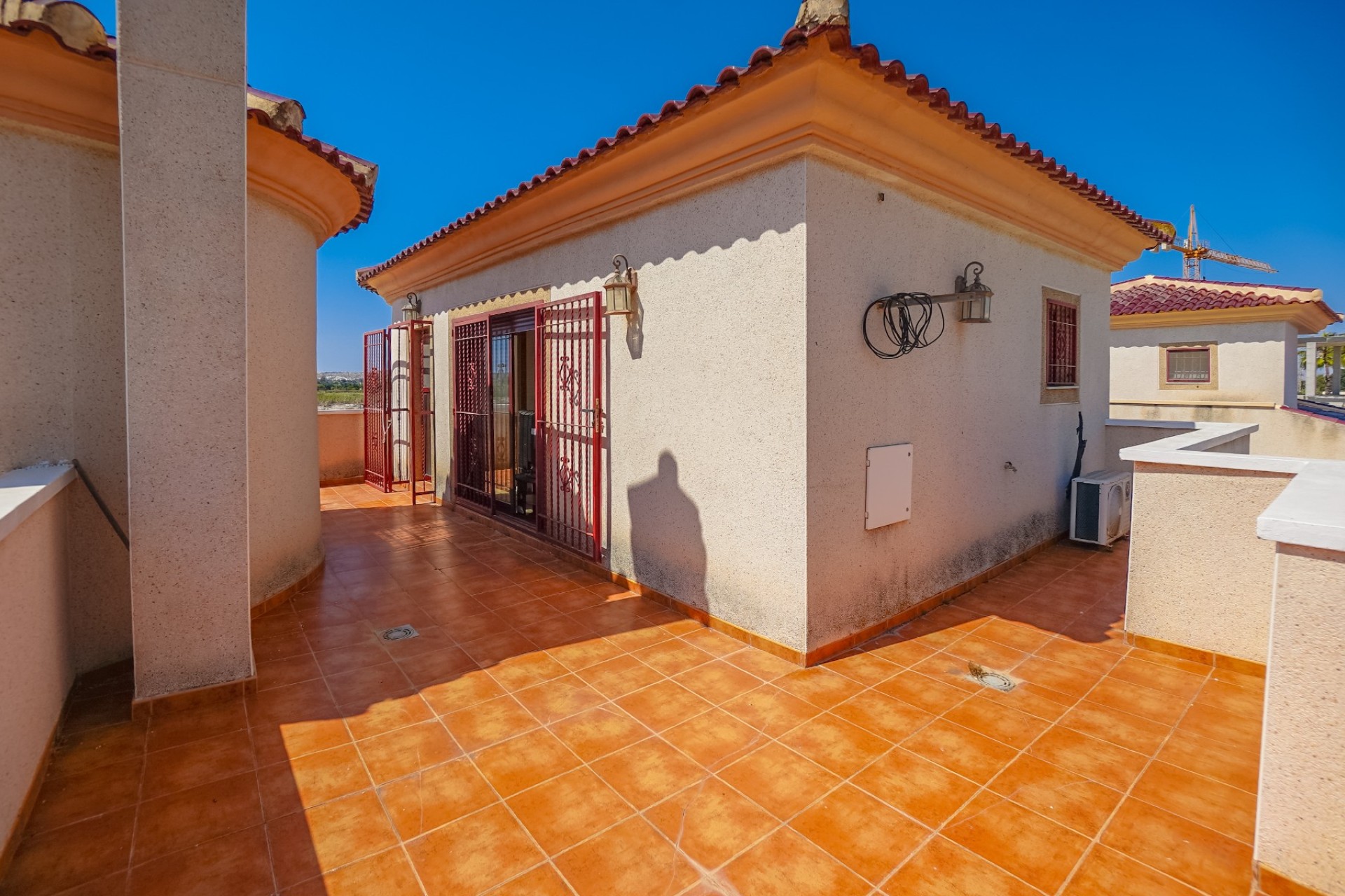 Herverkoop - Villa - La Marina - Urb. La Marina