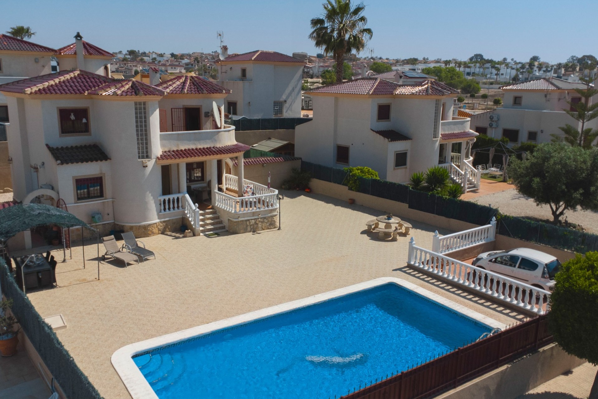Herverkoop - Villa - La Marina - Urb. La Marina
