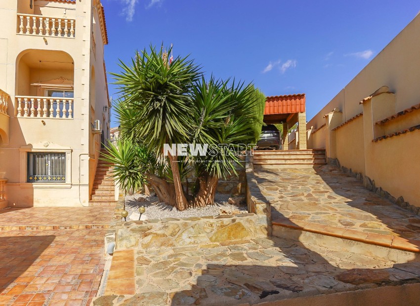 Herverkoop - Vrijstaand - La Marina - Urb. La Escuera