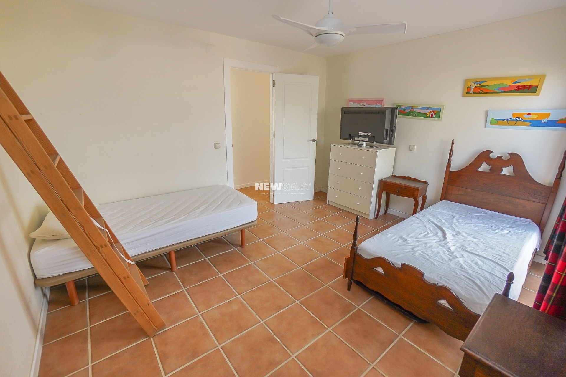 Herverkoop - Vrijstaand - La Marina - Urb. La Escuera