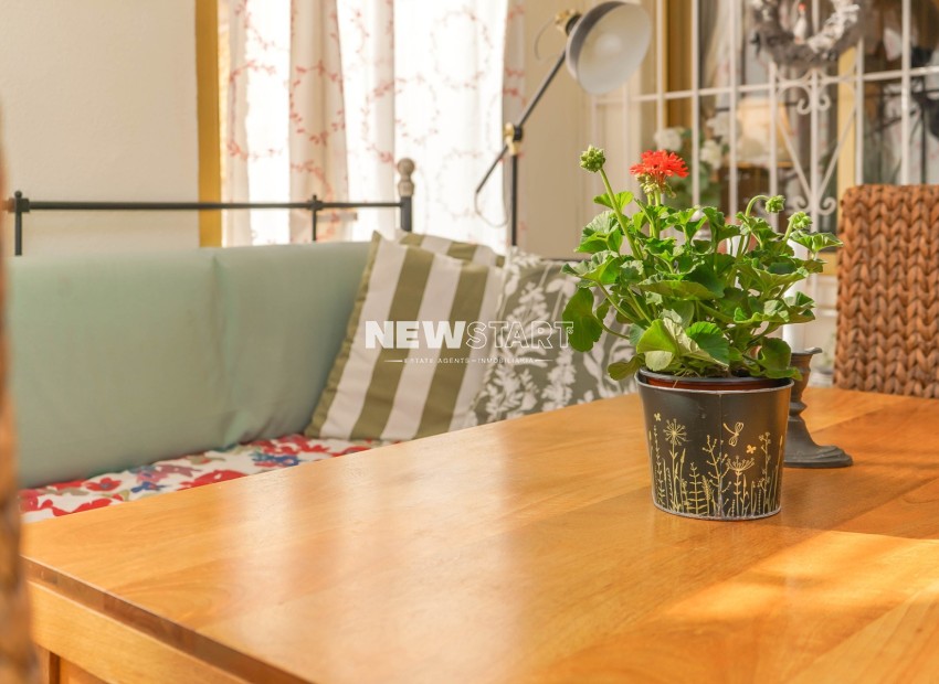 Herverkoop - Vrijstaand - La Marina - Urb. La Marina