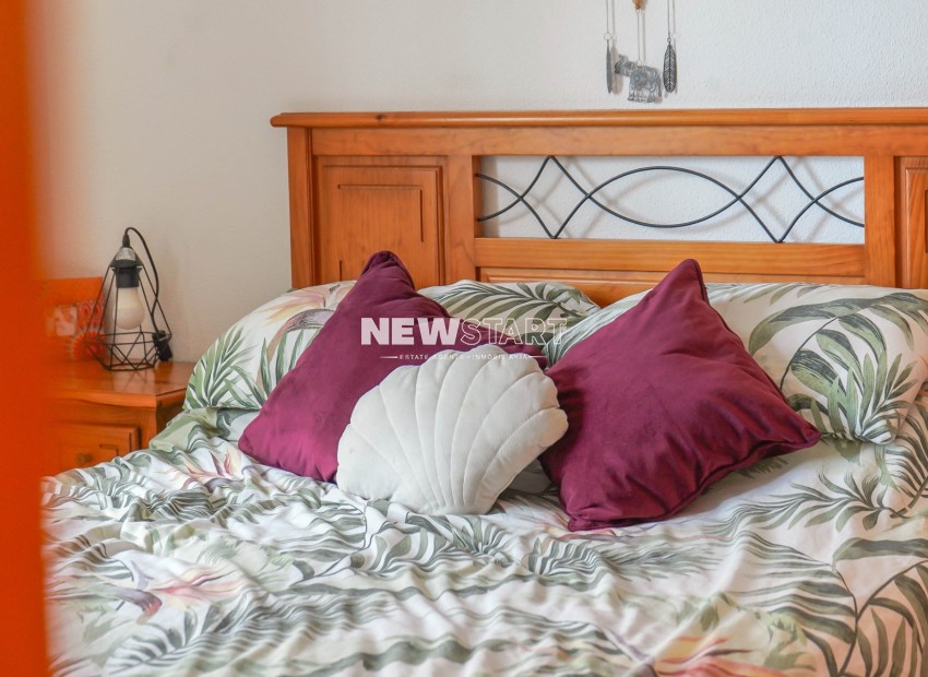 Herverkoop - Vrijstaand - La Marina - Urb. La Marina