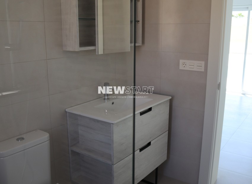 Neue Gebäude - Freistehend - Aspe